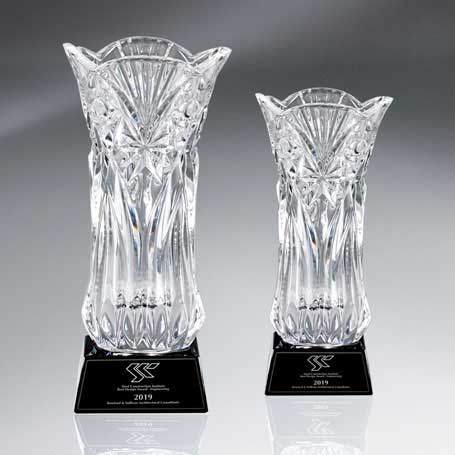 GM564 - Crystal Vase on Rich Black Glass Base with Black Lasered Plate