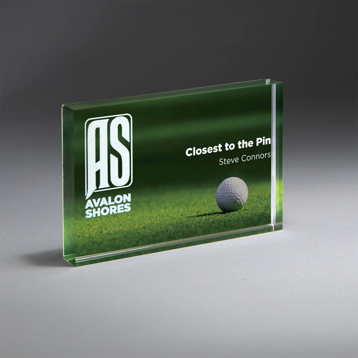 CD1051A - Golf Ball on Green