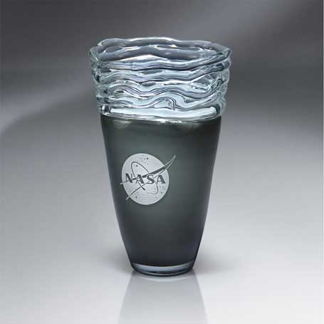 GI568 - Distinctive Glass-Glazed Vase (Includes Silver Color-Fill)
