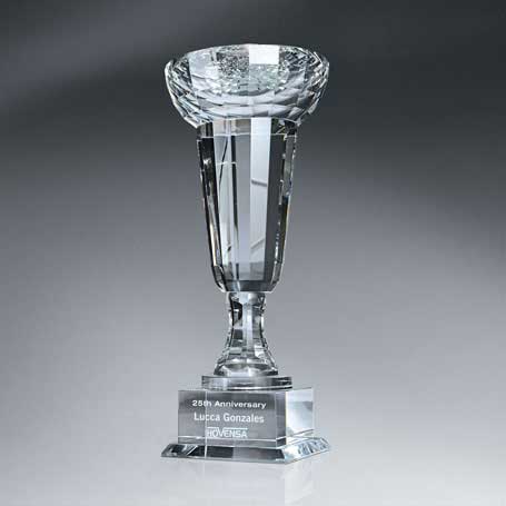GM405B - Crystal Cup-Shaped Trophy - Medium