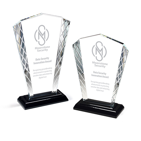 GM912,Premium,Glass,Award,with,Fan-Shaped,Accents,on,Black,Base,AwardThis Premium Glass Award features fan-shaped accents on a black base, creating a striking and elegant design. Personalize with sandblasting. Available in two sizes.