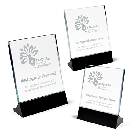 GM913 - Premier Stand-Up Clear Glass Award on Black Base