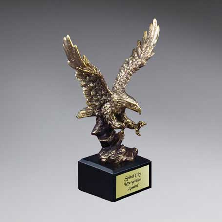CM221A - Gold Antique Finish Resin Cast Eagle Landing - Small